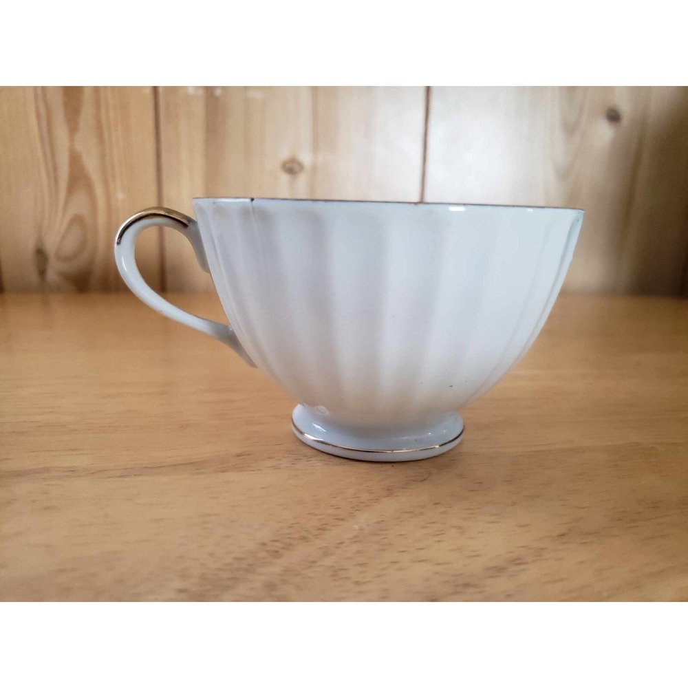 Vintage Enesco Japan Fruit Motif Tea Cup‎ + Pierced Saucer Set – Gold Trim - Picture 6 of 10